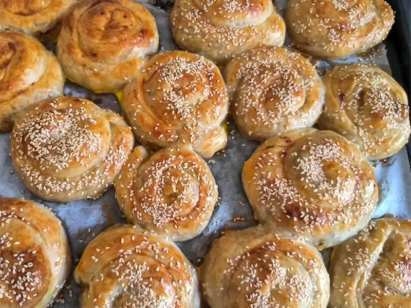 בורקס בשר ותפוחי אדמה מתכון פריך במיוחד